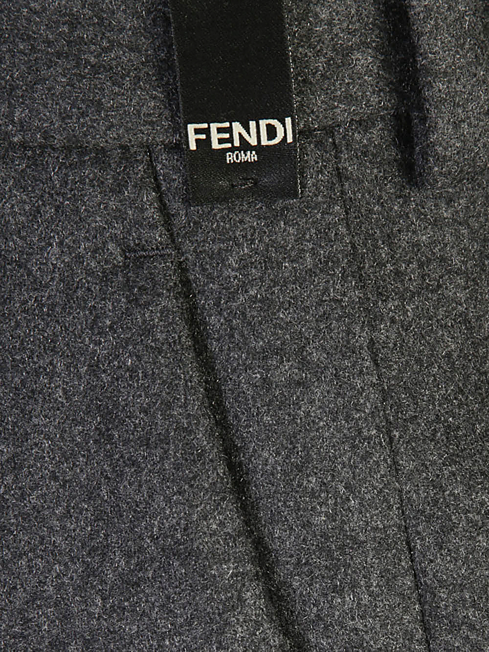 AI24---fendi---FB1020ASCAF0UU0_2_P.JPG