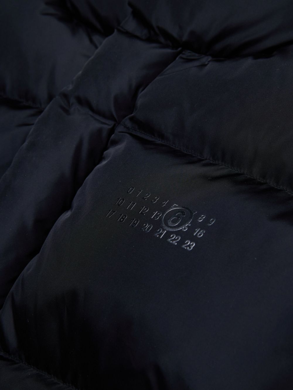 AI24---MM6 MAISON MARGIELA KIDS---M60621MM001M6900_1_P.JPG