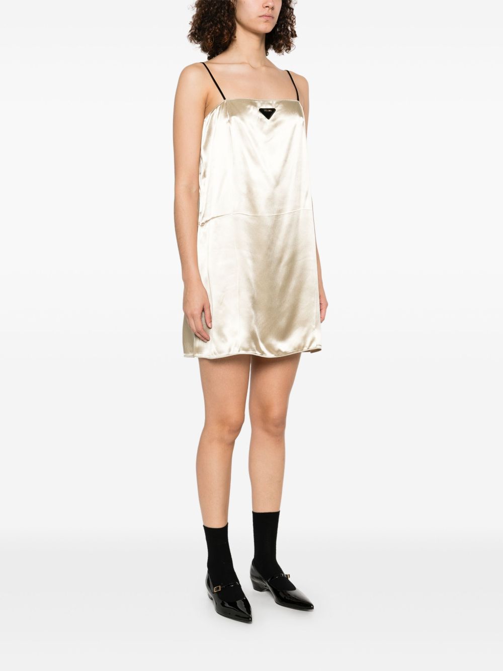PE25---PRADA---P3O45CSOOO15ZCF0F24_3_P.JPG