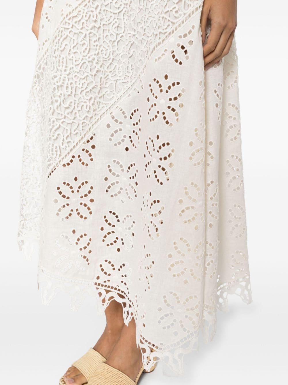 AI24---ULLA JOHNSON---PF240302PRI_2_P.JPG