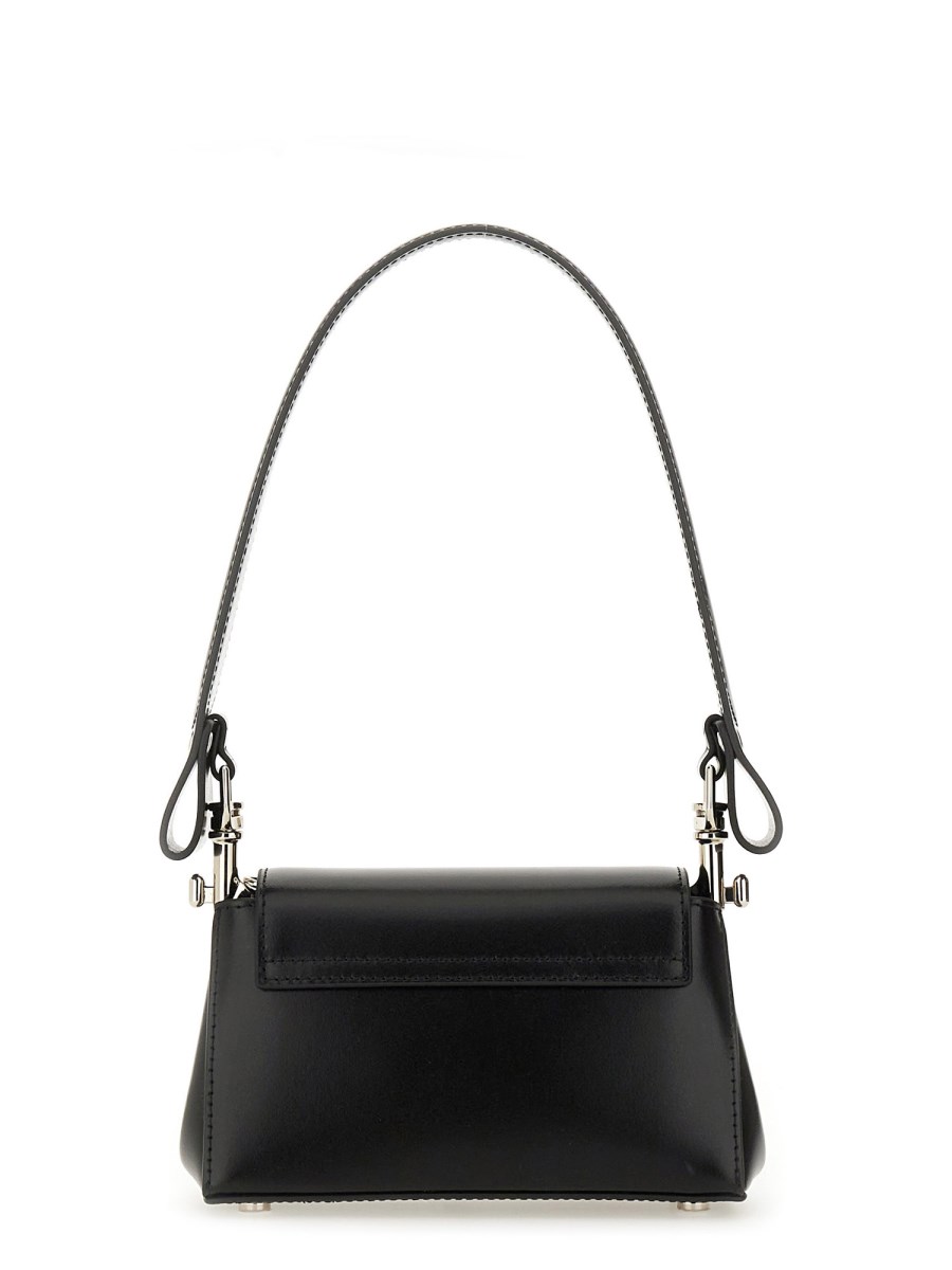 1122910.JPEG