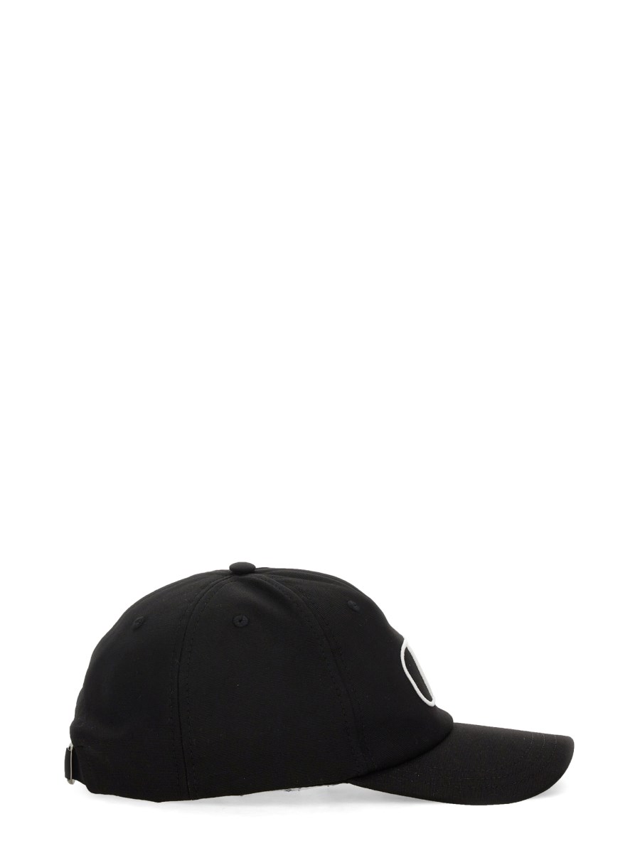 1043537.JPEG