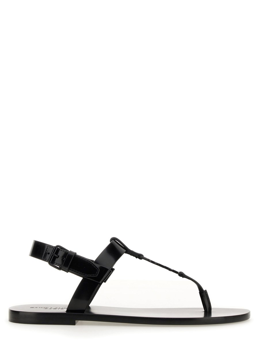 레더 카산드라 샌들