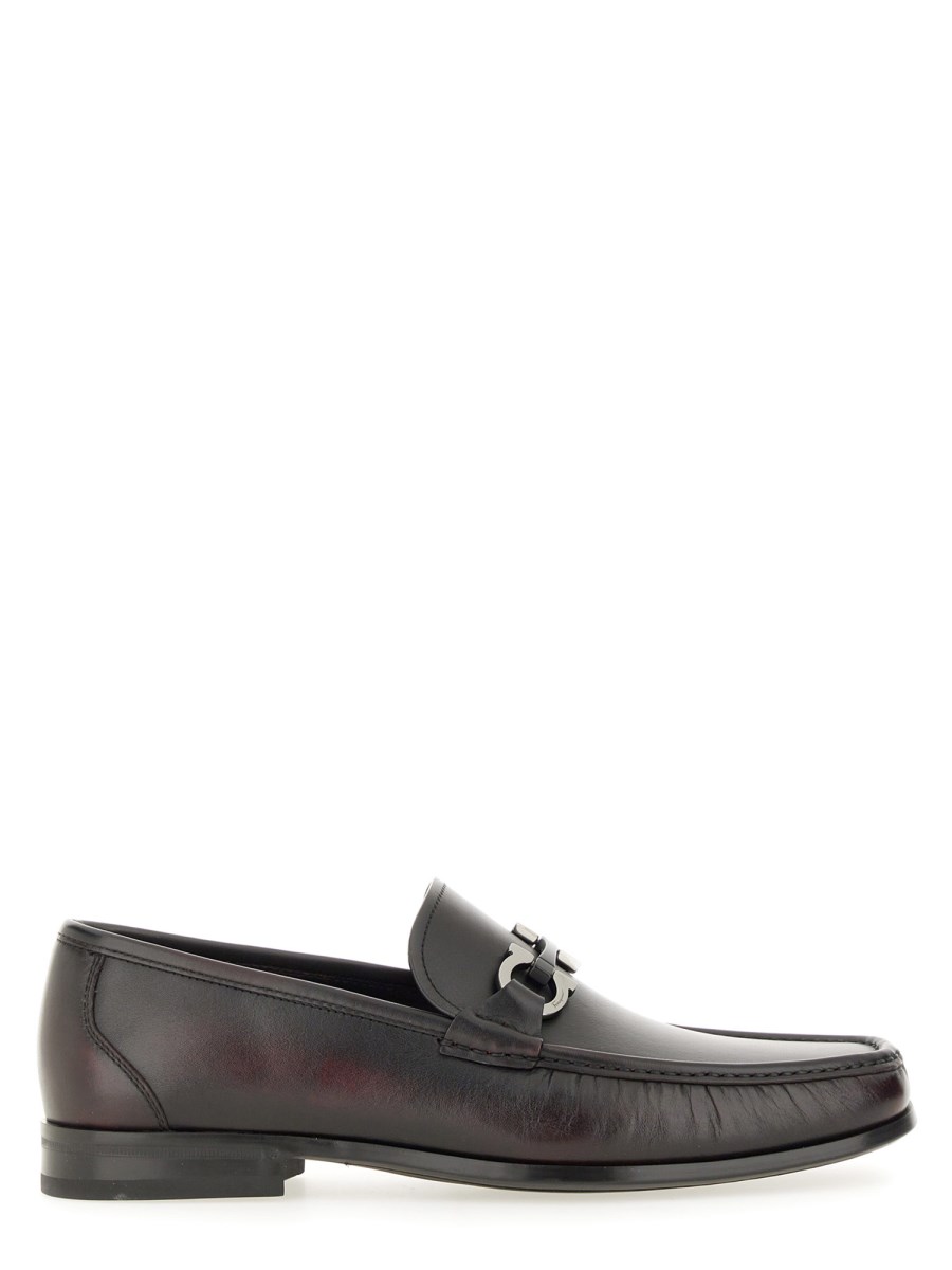 MOCCASIN 간치니