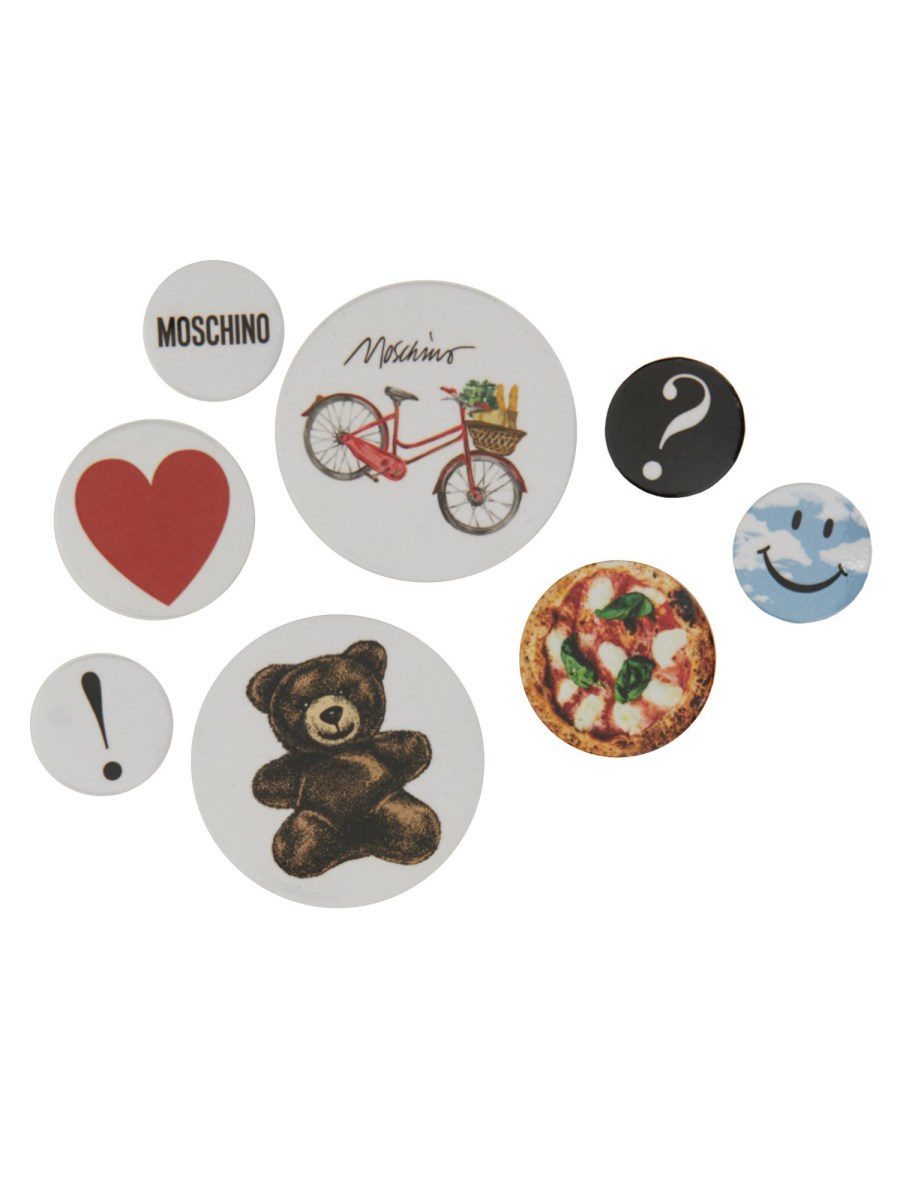 SET OF EIGHT PINS