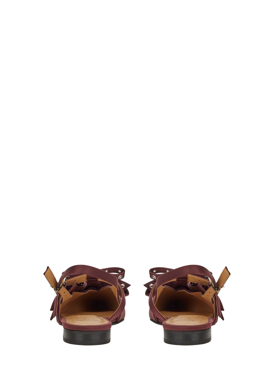 1092060.JPEG