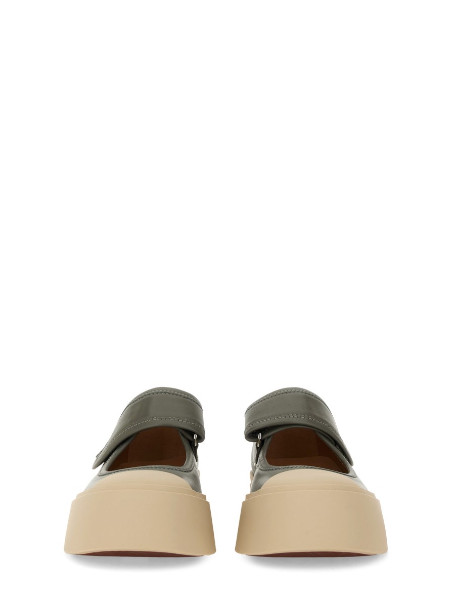 1098579.JPEG